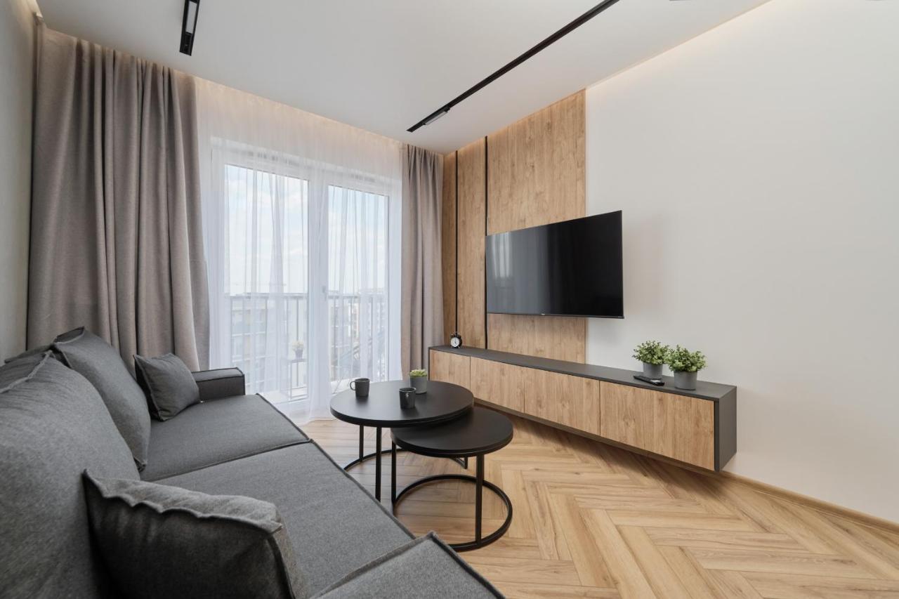 Exclusive Apartment With Balcony & Parking Wroclaw By Renters Prestige Esterno foto